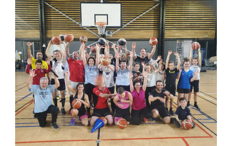 Une belle soirée &quot;basket&quot; partagée avec ... nos amis du BAD